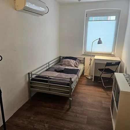 Komplette Fuer Monteure Διαμέρισμα *